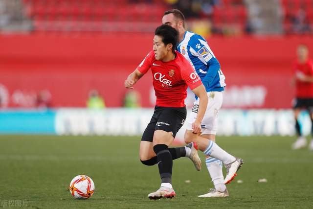 吴前18分浙江6人上双击败上海 王哲林13+13